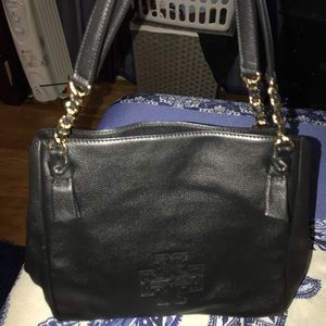 💯 authentic Tory Burch